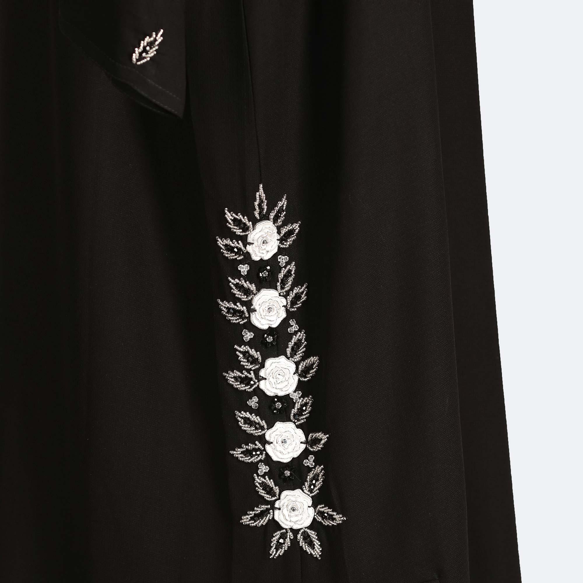 9917-Burqa-04.jpg