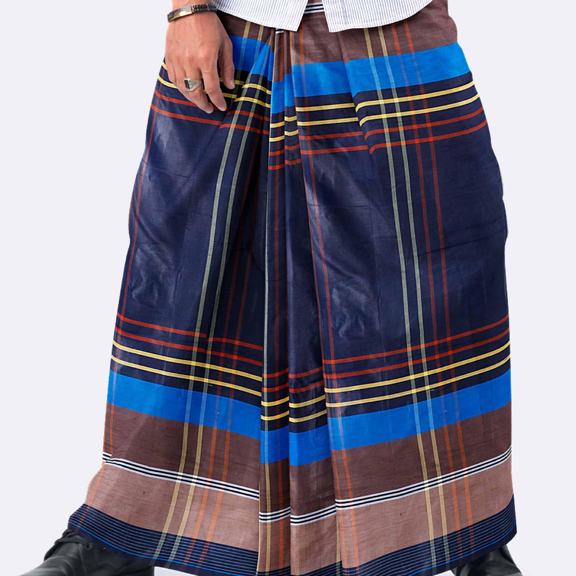 Amanat-Shah-Lungi-Crown-1160-4-1748321176.jpg