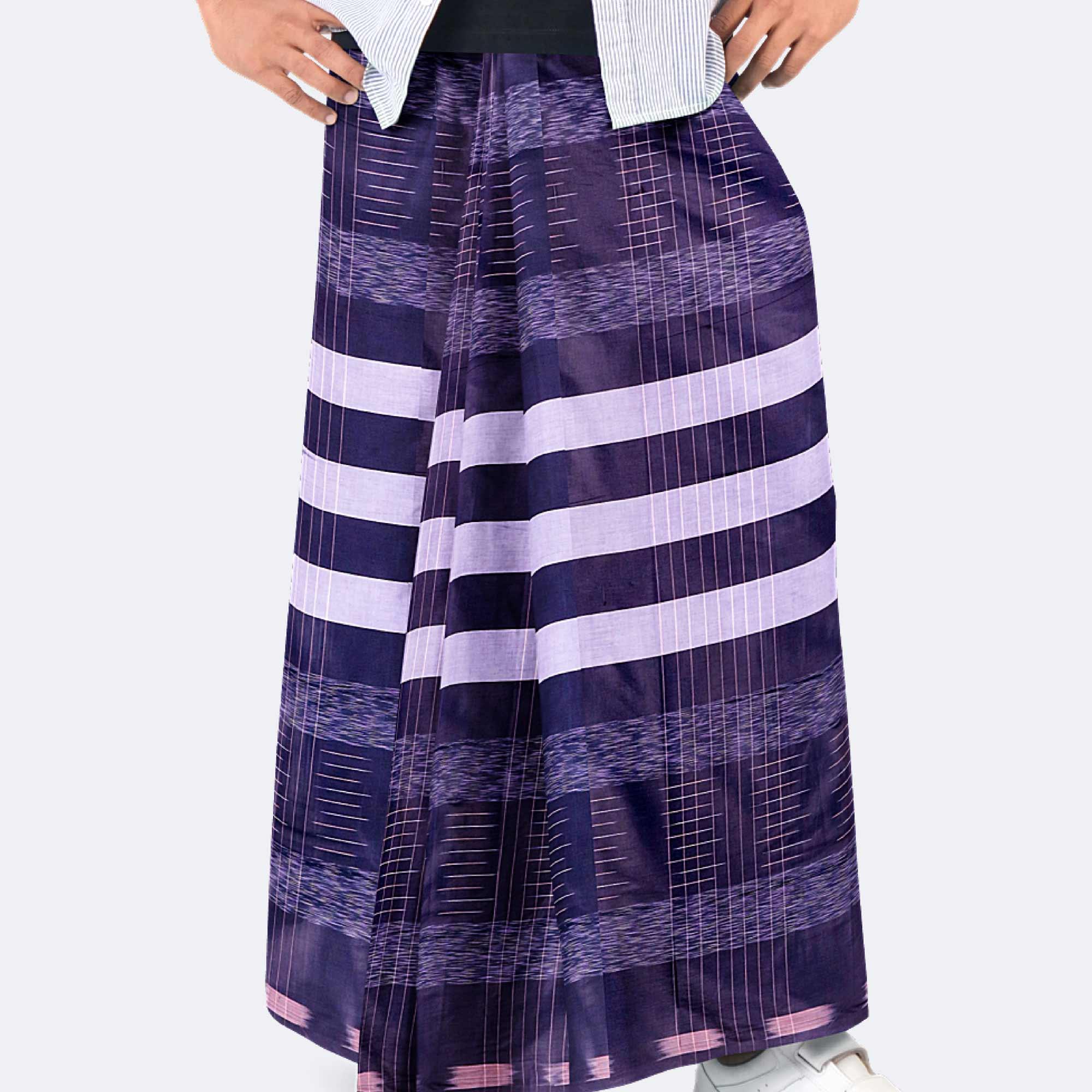 Amanat-Shah-Lungi-Crown-1164-4-1756031665.jpg