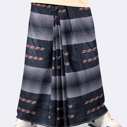 Amanat-Shah-Lungi-Crown-1165-4-1756031830.jpg